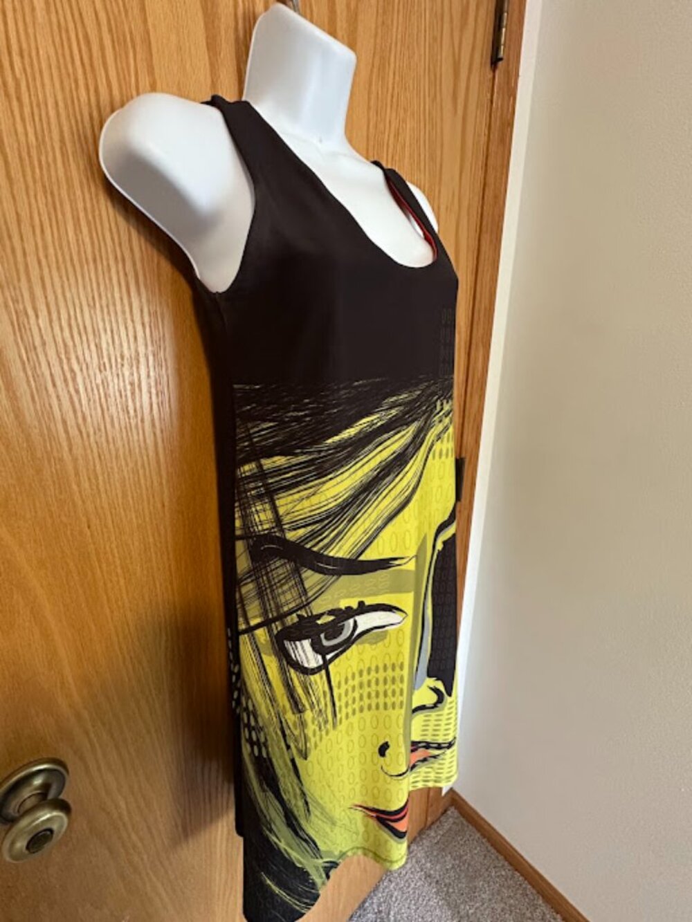 Volt Design Wearable Art Abstract Face Print Sheath Dress - Size 2 - Picture 2 of 7